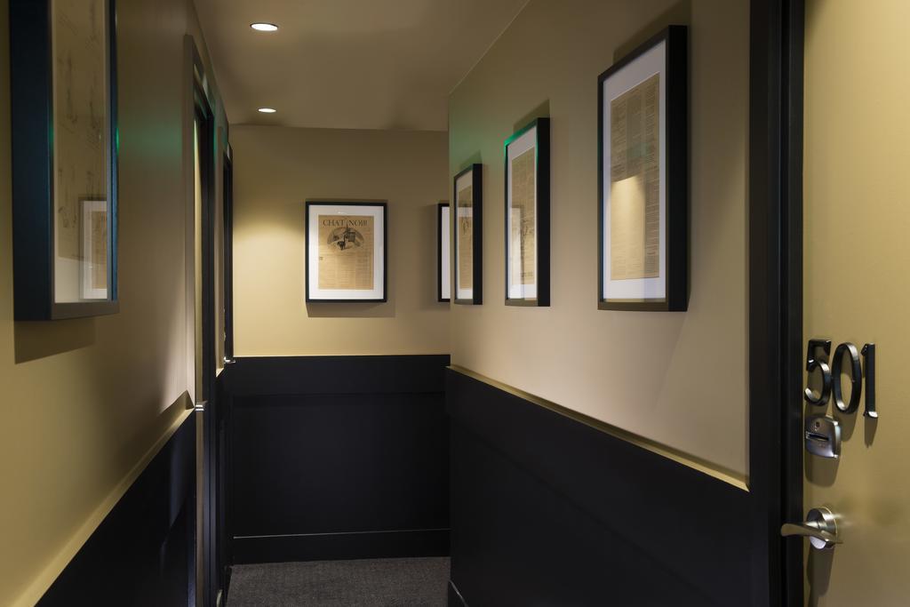 Hotel Le Chat Noir Parigi Esterno foto