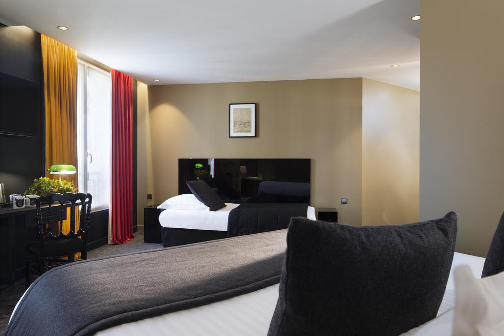 Hotel Le Chat Noir Parigi Esterno foto
