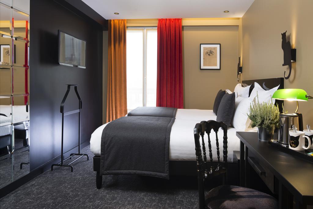 Hotel Le Chat Noir Parigi Esterno foto
